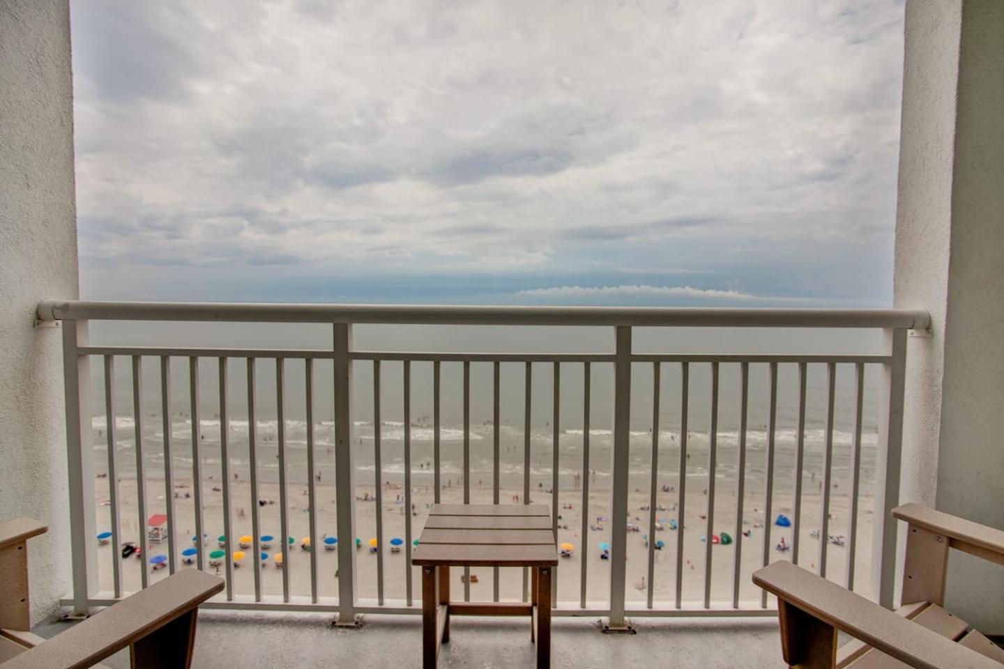 Oceanfront Escape Renovated Suite At Camelot Myrtle Beach Exterior photo