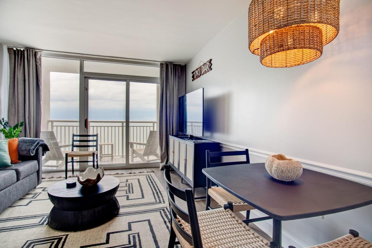 Oceanfront Escape Renovated Suite At Camelot Myrtle Beach Exterior photo